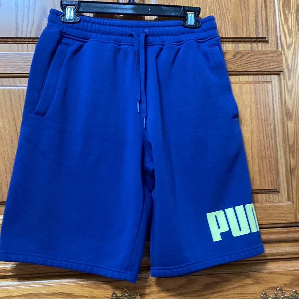 Men’s Puma fleece shorts